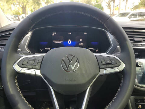 2023 Volkswagen Tiguan SE