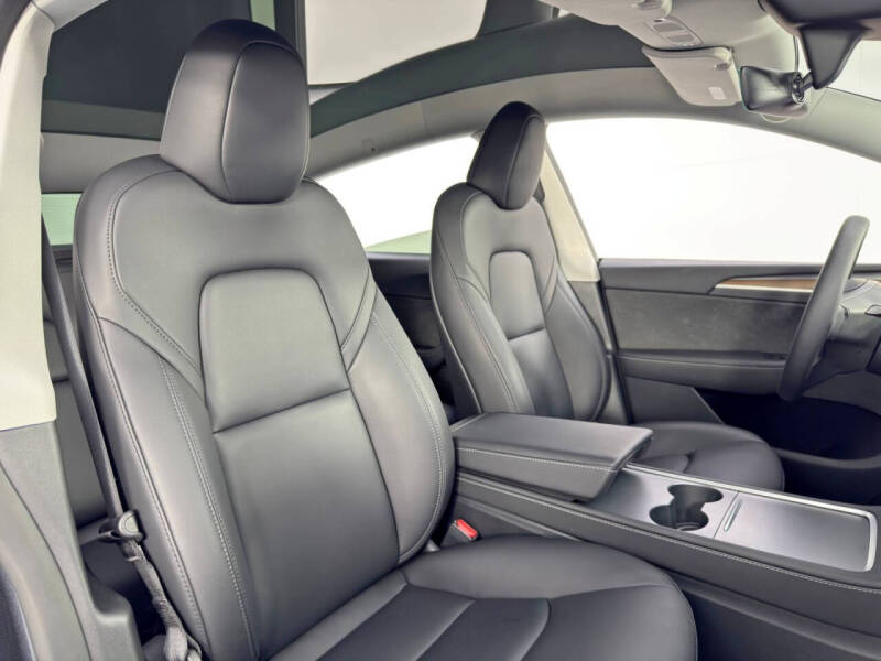 2024 Tesla Model Y Performance