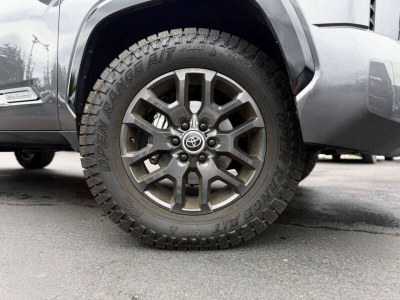 2024 Toyota Tundra Platinum