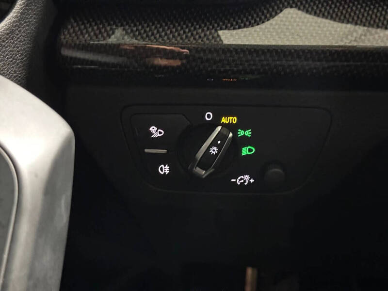 2020 Audi SQ5 3.0T quattro Premium Plus