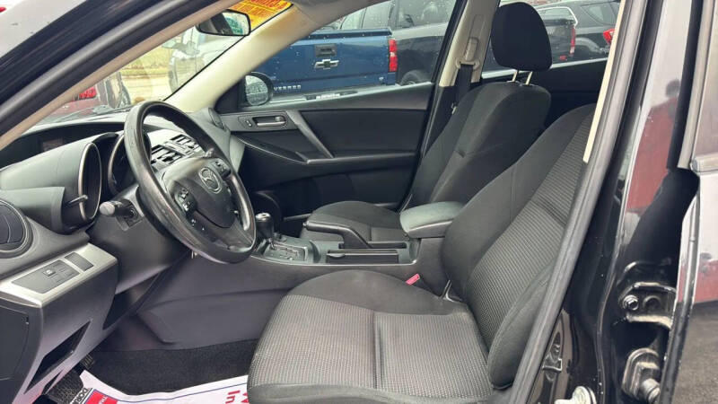 2013 Mazda MAZDA3 i Sport