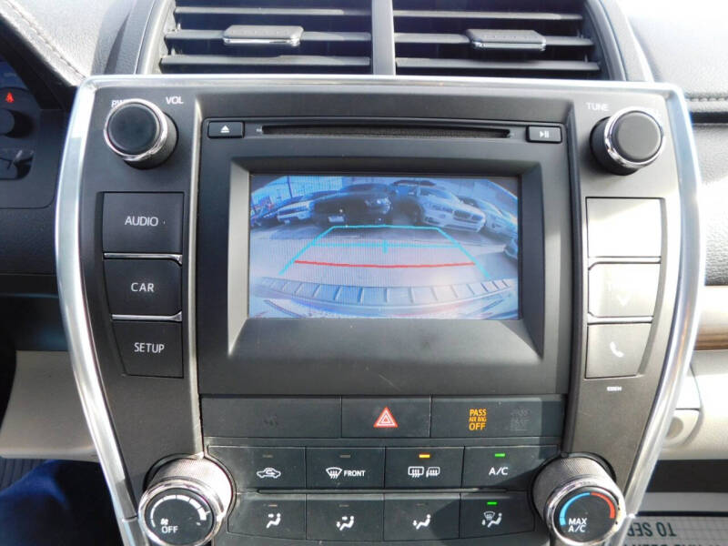 2016 Toyota Camry LE