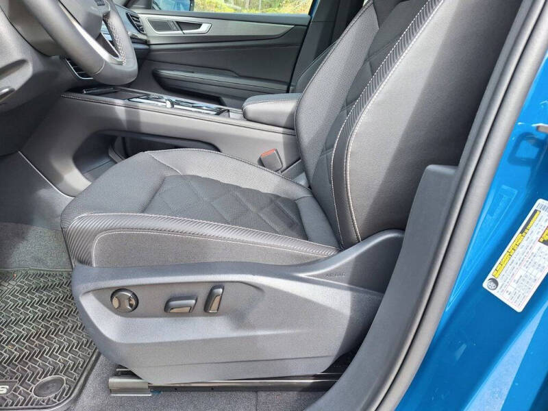 2025 Volkswagen Atlas Cross Sport SE