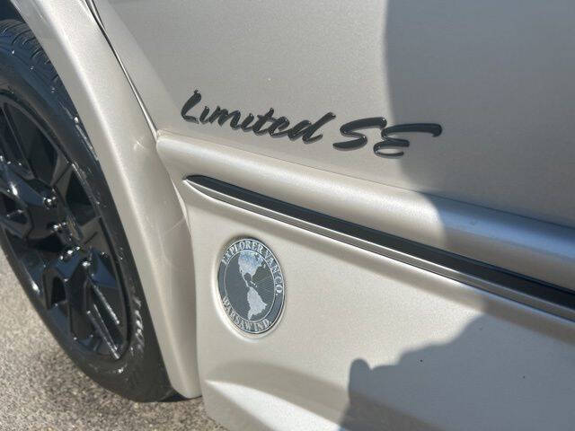 2023 Chevrolet Express 2500