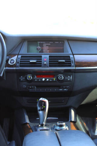 2011 BMW X6 xDrive50i