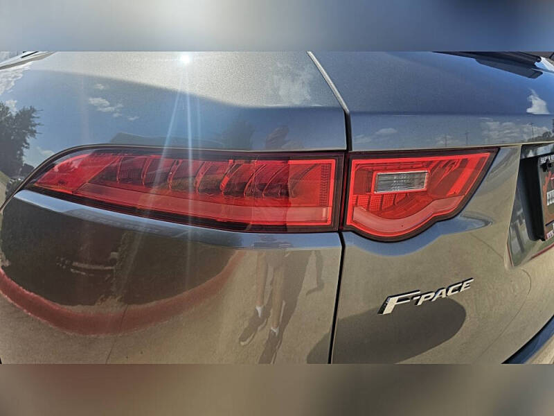 2018 Jaguar F-PACE 30t Portfolio