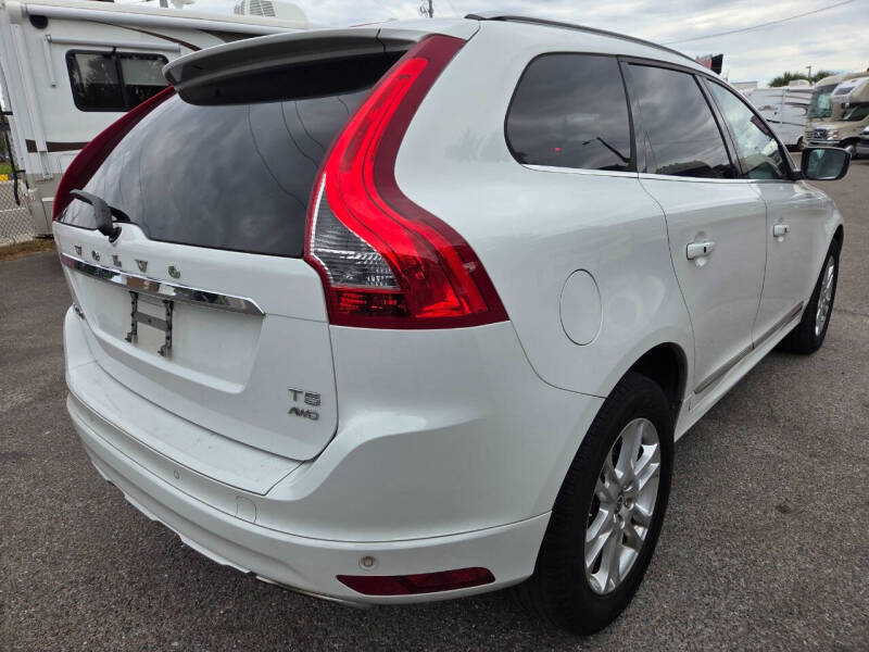 2015 Volvo XC60 T5 Premier