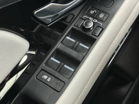 2020 Land Rover Range Rover Evoque SE