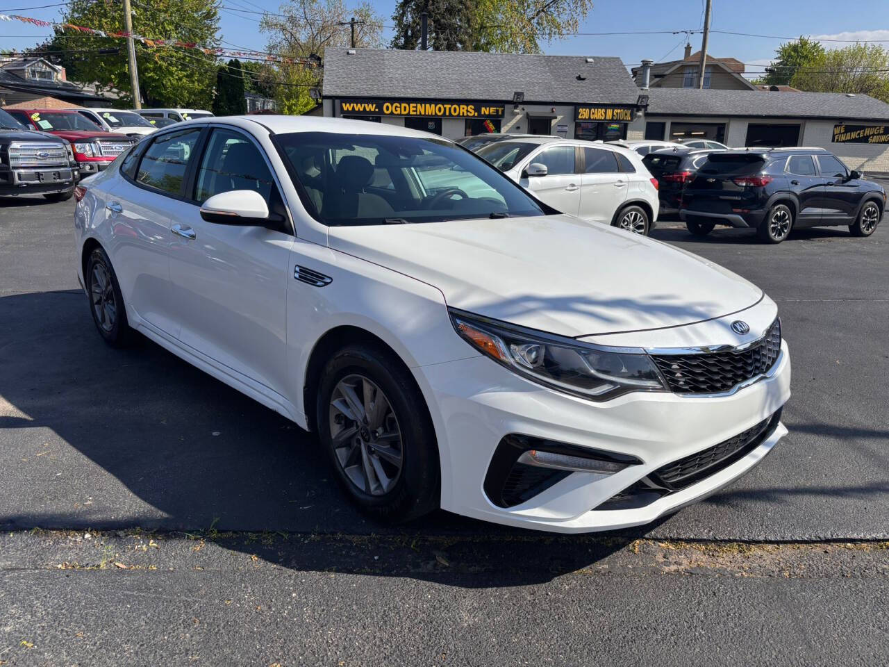 2020 Kia Optima LX 4dr Sedan's photo