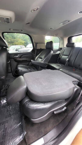 2013 Cadillac Escalade Luxury