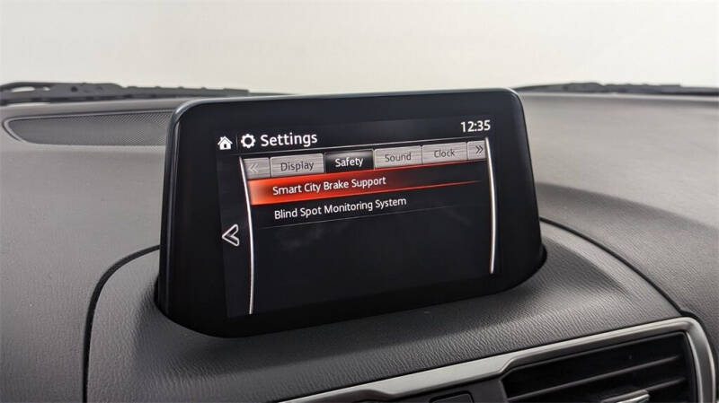 2018 Mazda MAZDA3 Touring