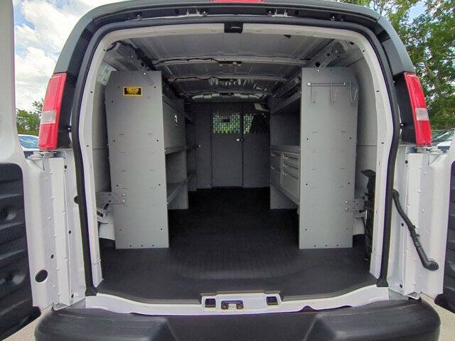 2025 Chevrolet Express 2500