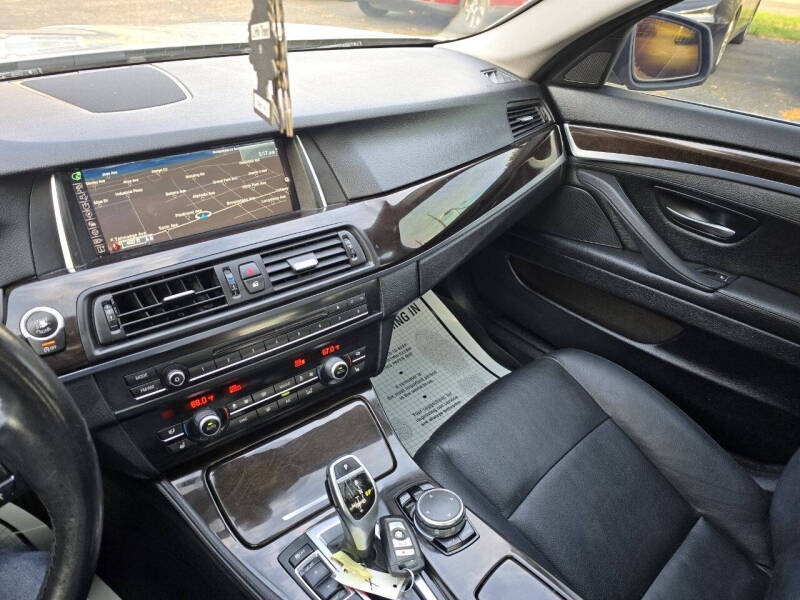 2016 BMW 5 Series 528i xDrive