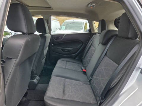 2013 Ford Fiesta SE