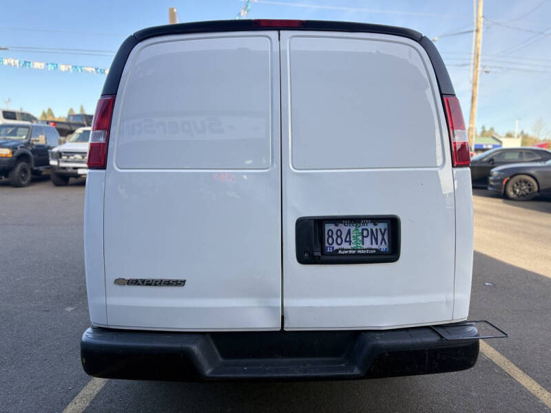 2021 Chevrolet Express 2500
