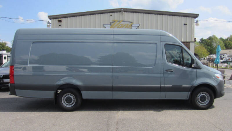 2021 Mercedes-Benz Sprinter Cargo 2500
