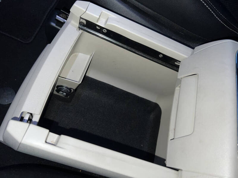 2012 Chrysler Town and Country Touring