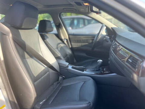 2006 BMW 3 Series 325xi