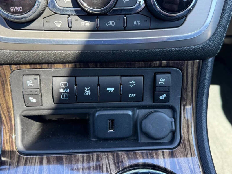 2016 GMC Acadia Denali