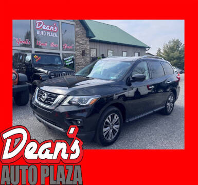 2018 Nissan Pathfinder for sale at Dean's Auto Plaza in York PA
