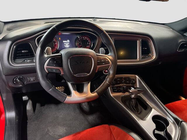 2015 Dodge Challenger SRT Hellcat