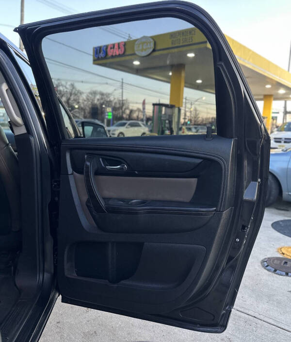 2015 GMC Acadia SLT-1