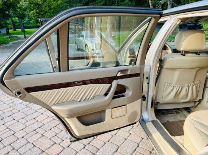 1998 Mercedes-Benz S-Class