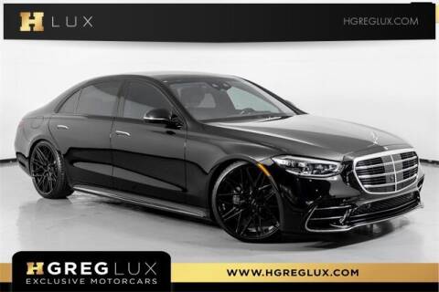 2023 Mercedes-Benz S-Class for sale at HGREG LUX EXCLUSIVE MOTORCARS in Pompano Beach FL