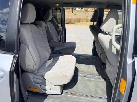 2011 Toyota Sienna