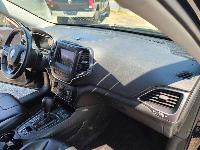 2019 Jeep Cherokee Altitude