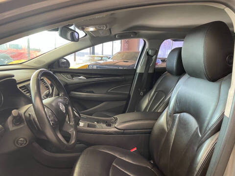 2017 Buick LaCrosse Essence