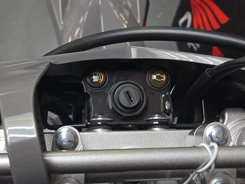 2025 Kawasaki KLX 230R S