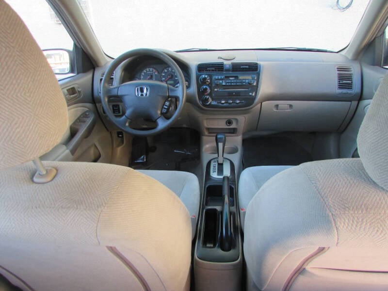 2001 Honda Civic LX photo 19