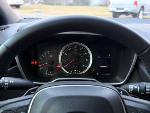 2022 Toyota Corolla Hatchback SE