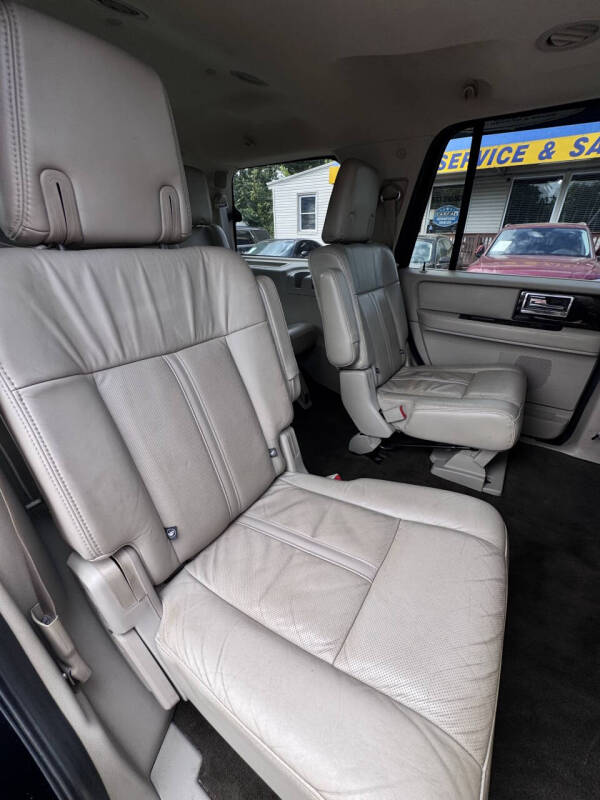 2016 Lincoln Navigator Select