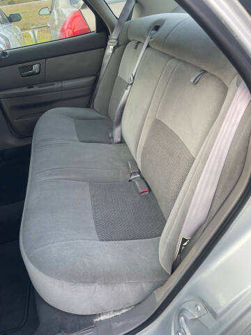 2003 Ford Taurus SES