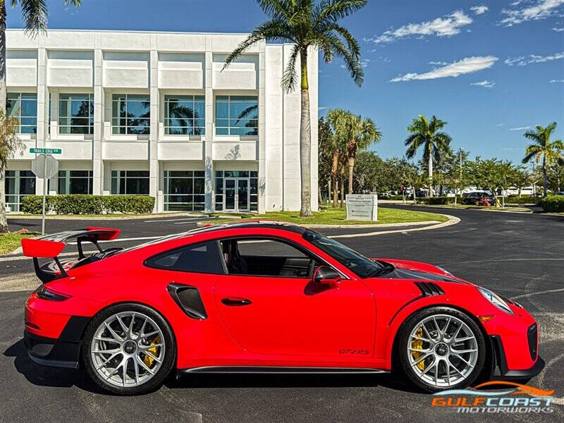 2018 Porsche 911 GT2 RS