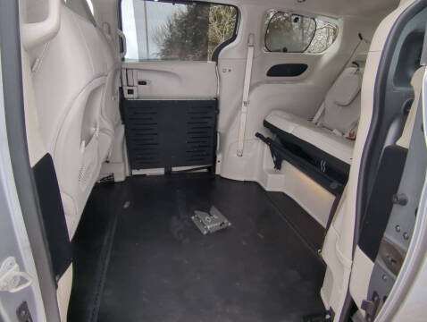 2021 Chrysler Voyager LXi