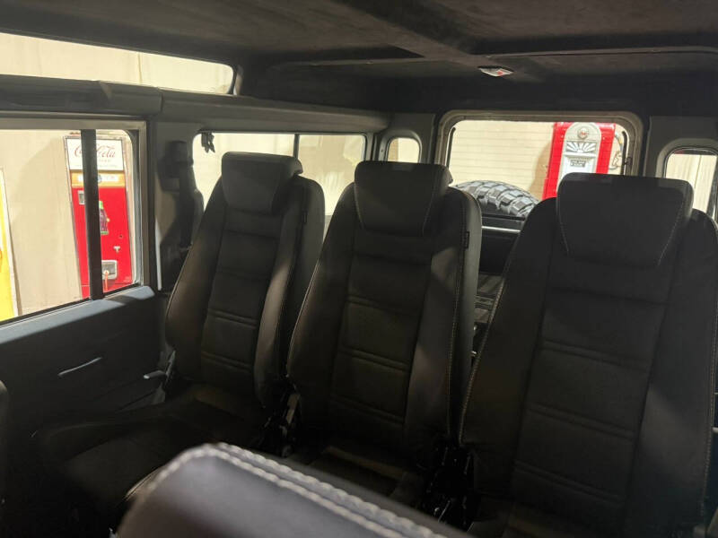 1990 Land Rover Defender