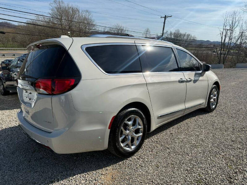 2017 Chrysler Pacifica Limited