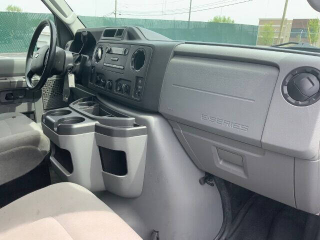 2014 Ford E-Series E-250