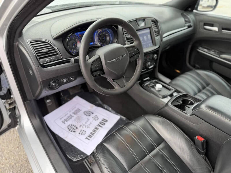 2023 Chrysler 300 S V6