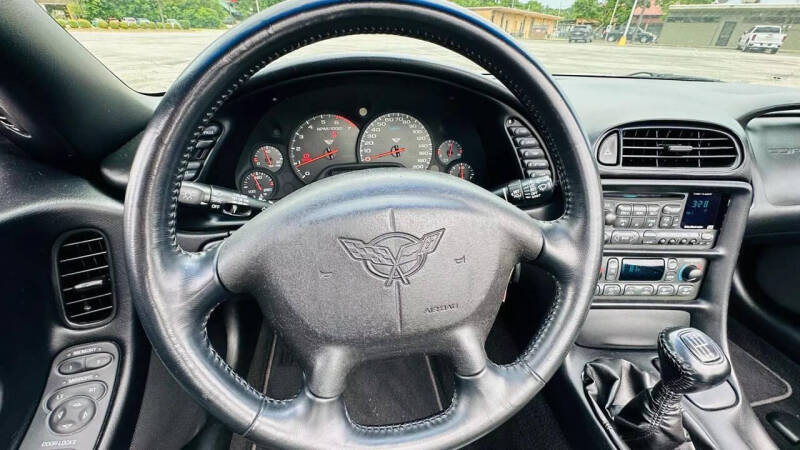 2004 Chevrolet Corvette