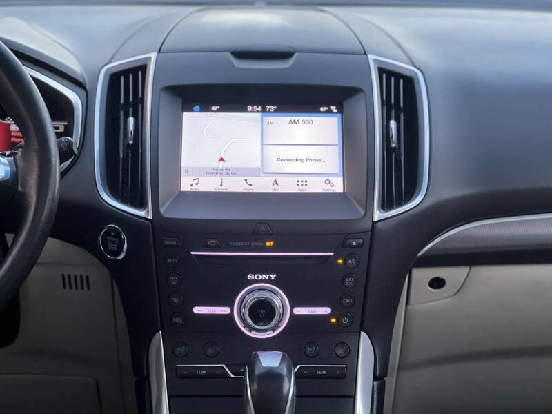2017 Ford Edge Titanium