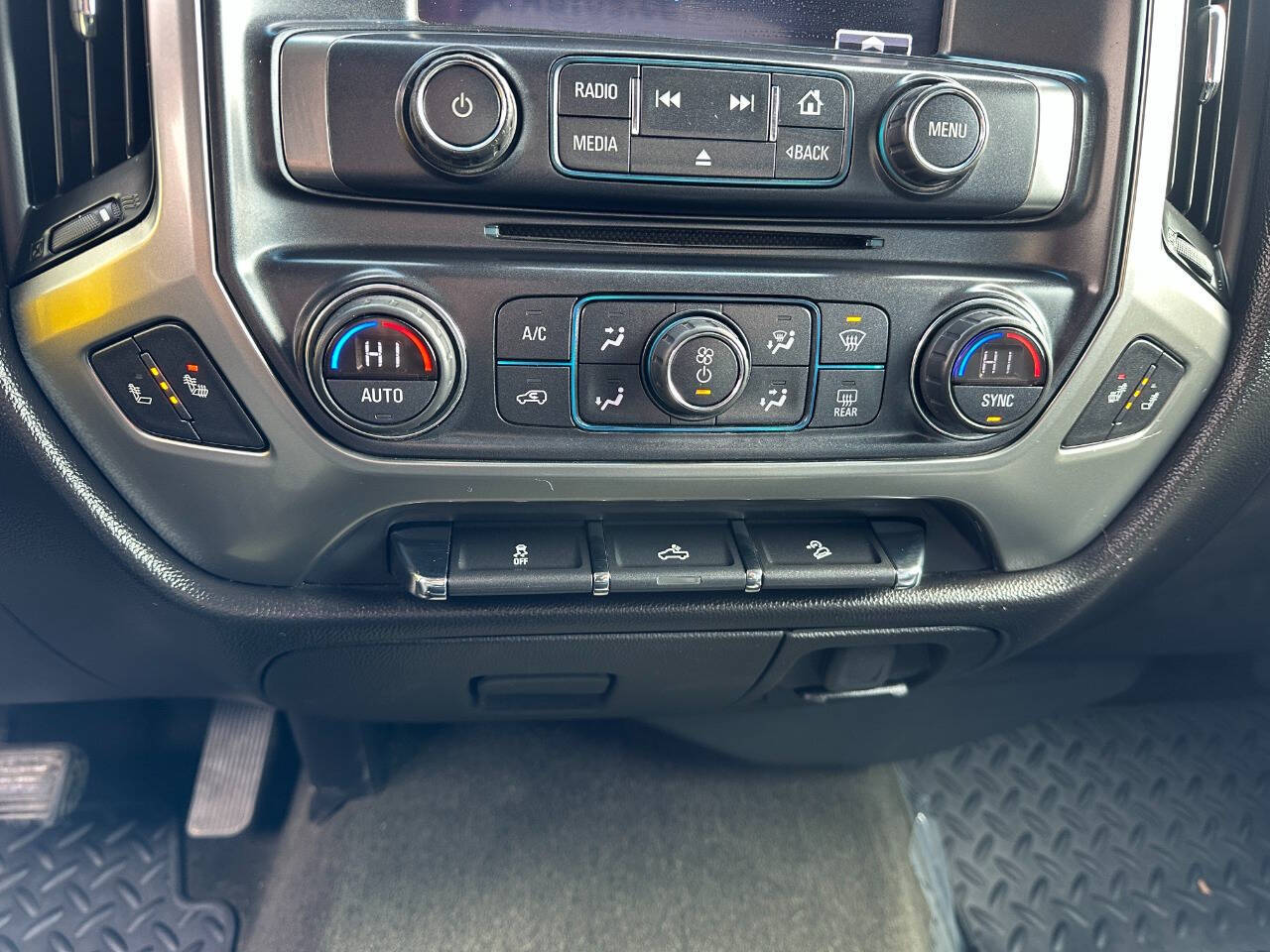 ChevroletSilverado 150042