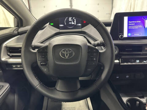 2025 Toyota Prius LE