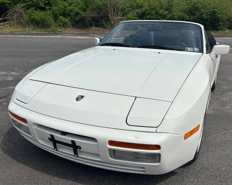 1990 Porsche 944 S2