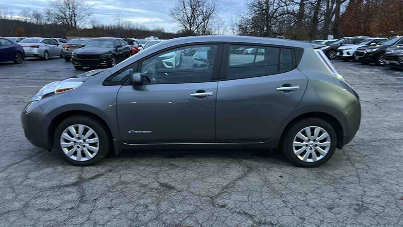 2016 Nissan LEAF S-24
