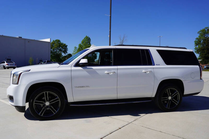 2017 GMC Yukon XL SLE