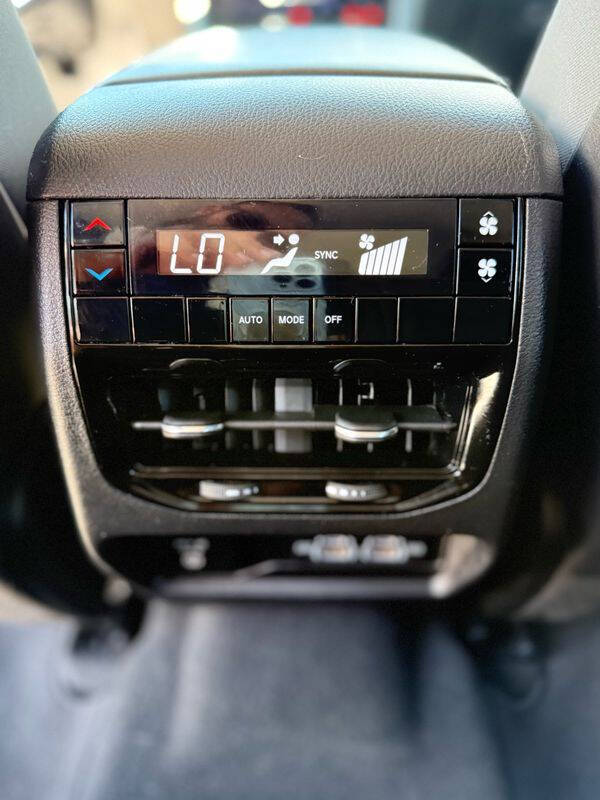 2021 Jeep Grand Cherokee L Laredo